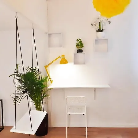 Bright Side Apartment