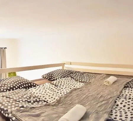Apartment Bright Side *